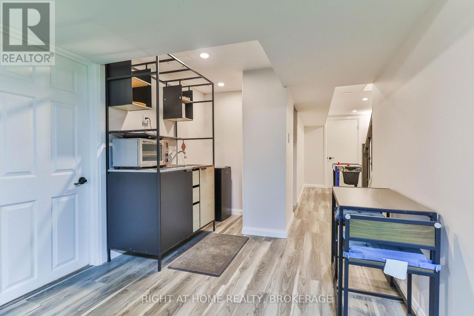 2 DESANTIS COURT Image 38