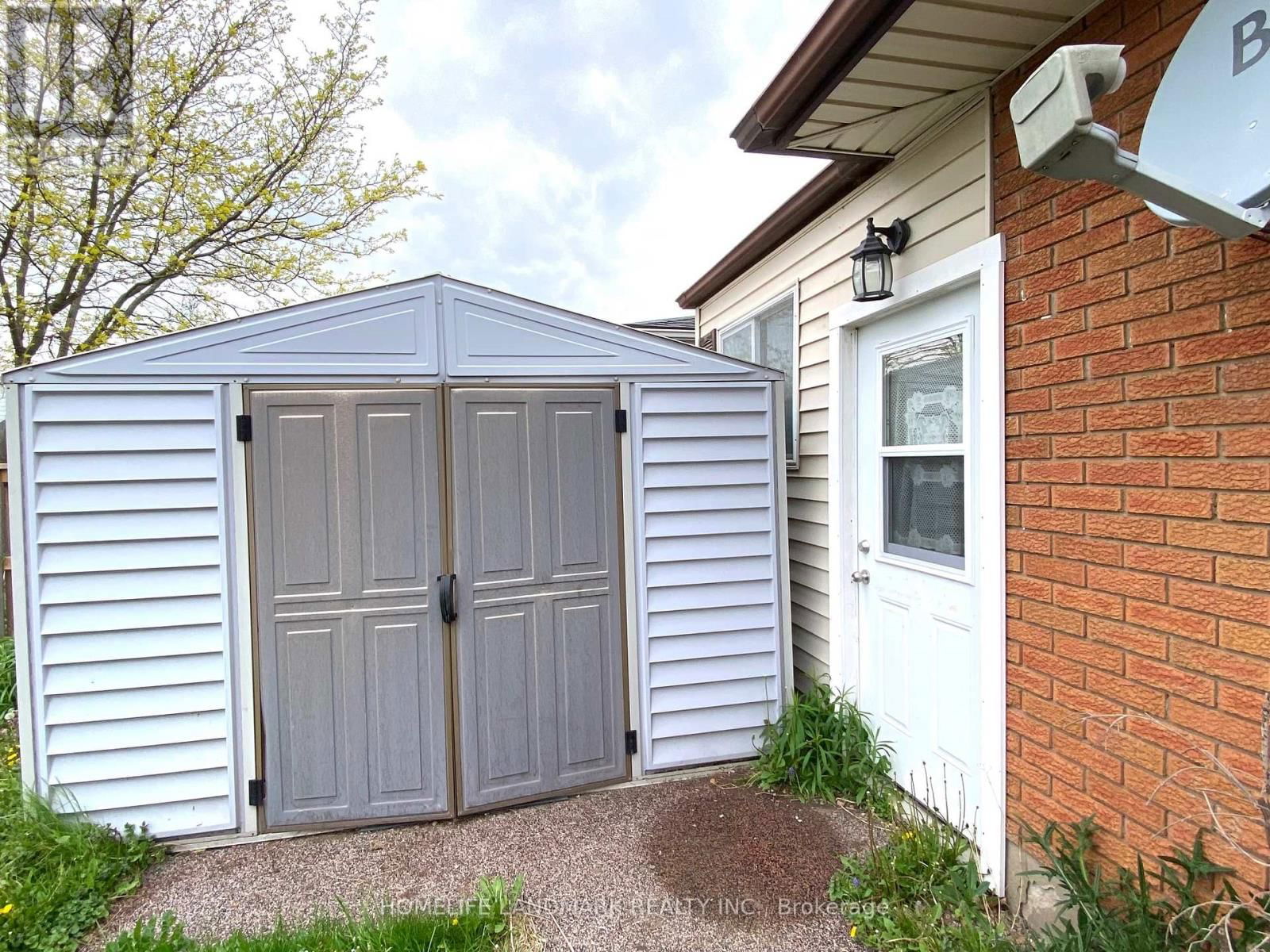 6986 CENTENNIAL STREET Image 33