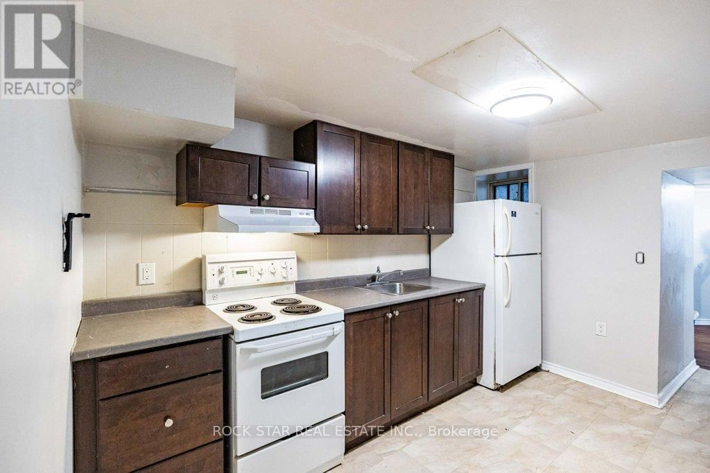 58 ERIE AVENUE Image 42