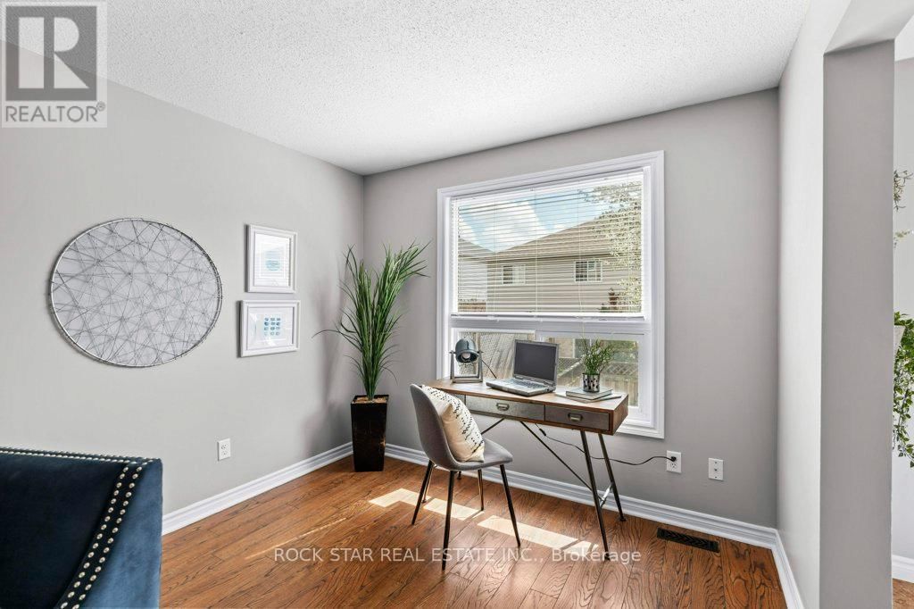 28 VENNIO LANE Image 19