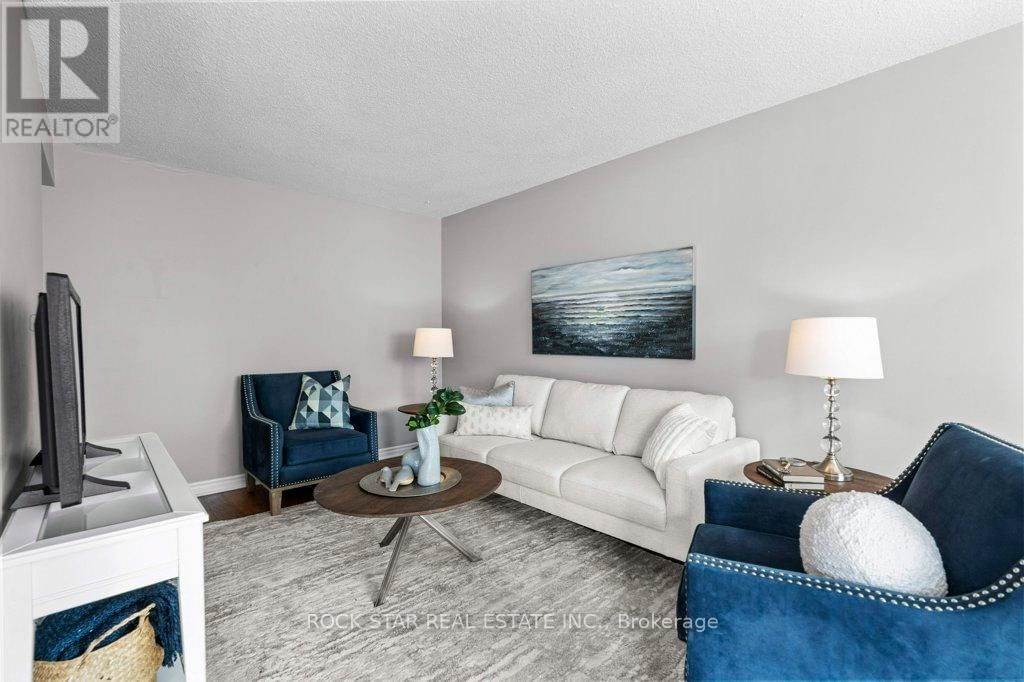 28 VENNIO LANE Image 21