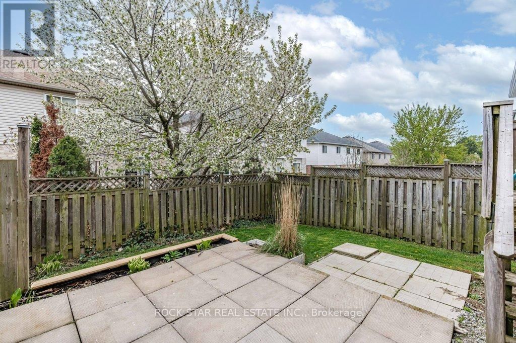28 VENNIO LANE Image 37