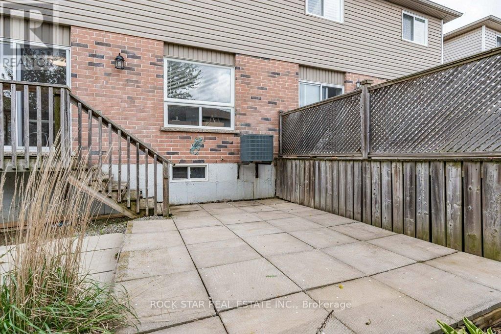 28 VENNIO LANE Image 39