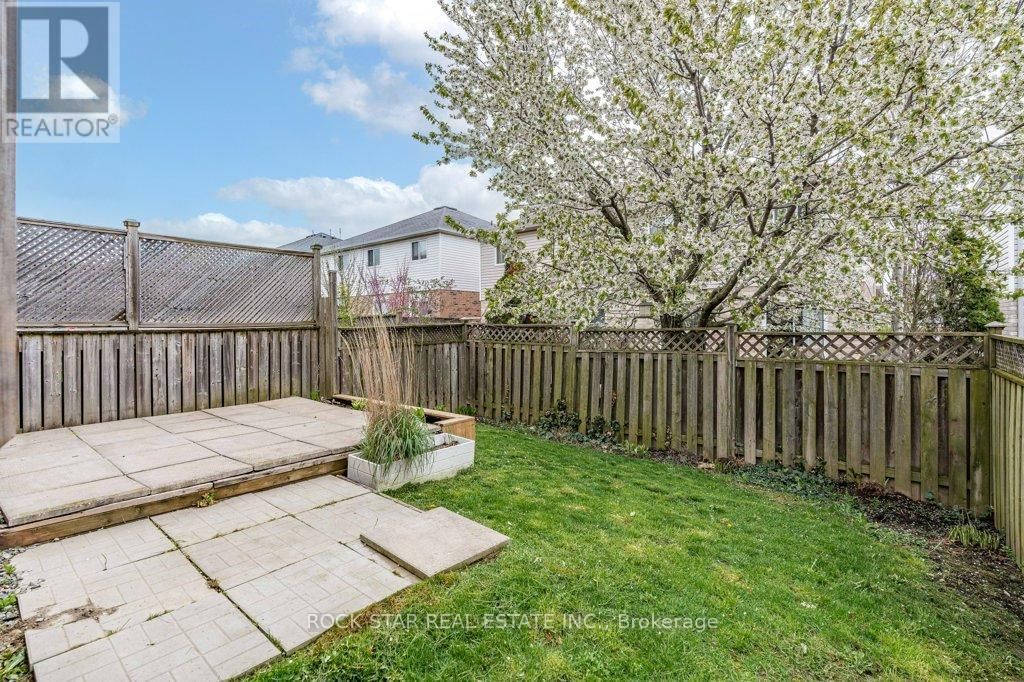 28 VENNIO LANE Image 40