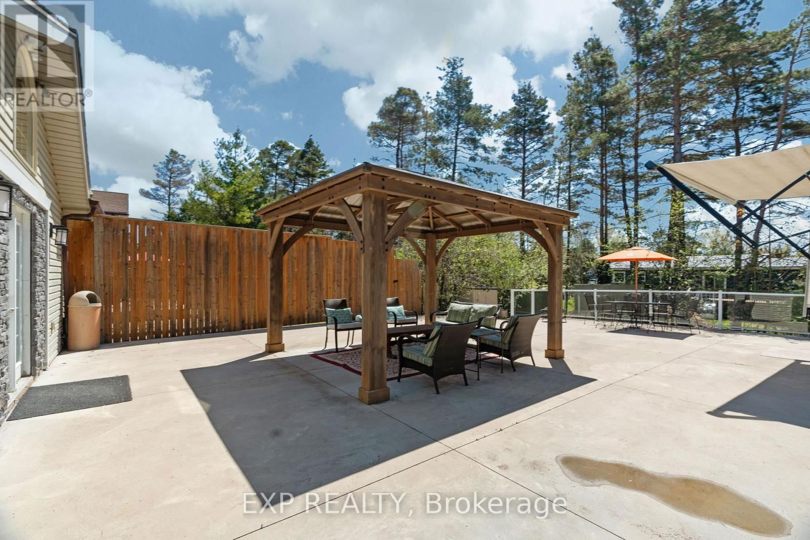 7495 DUNE DRIVE Image 40