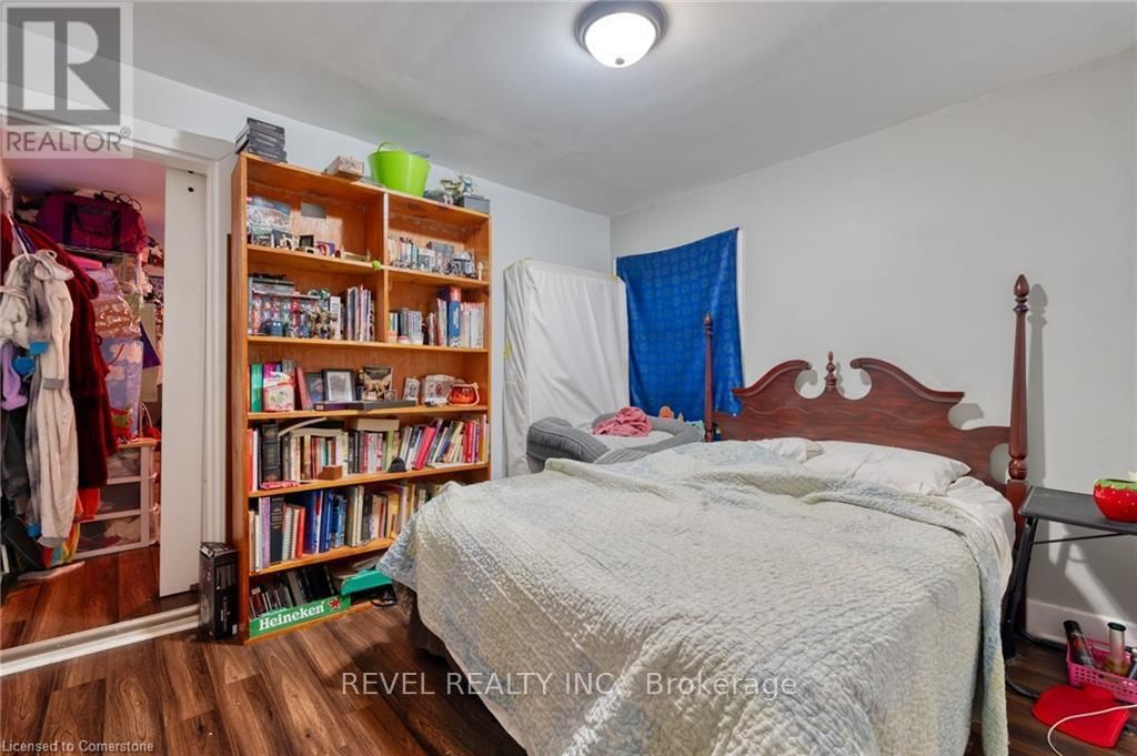 93 BARNESDALE BOULEVARD Image 18