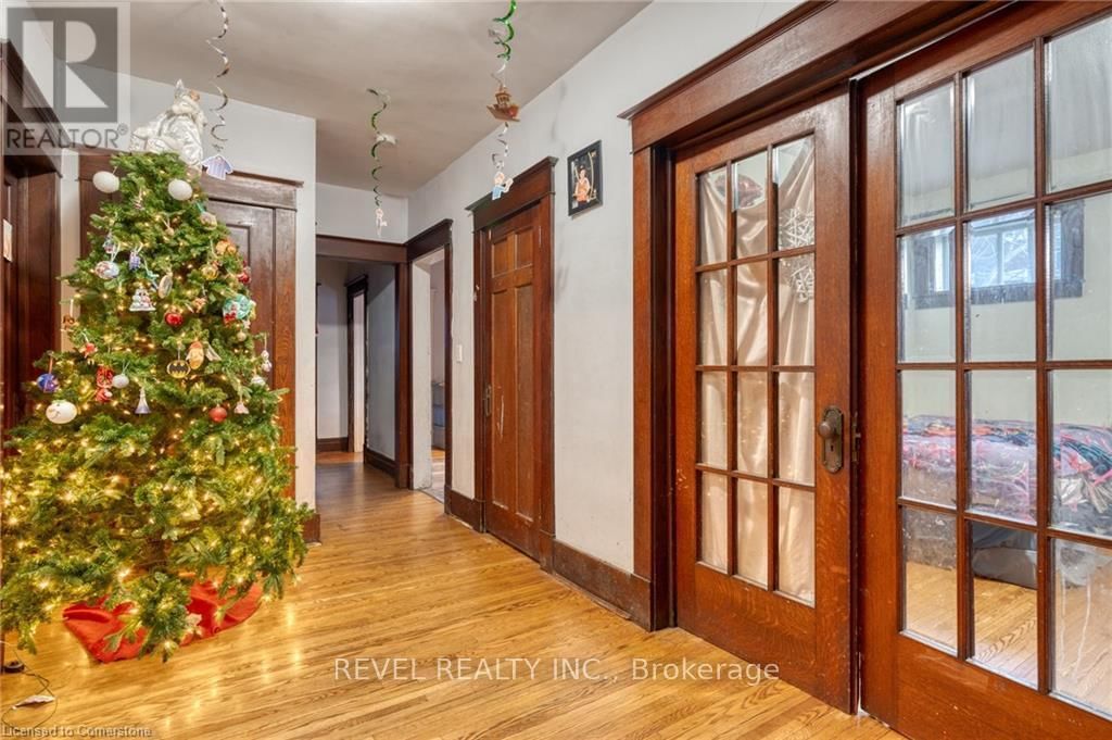 93 BARNESDALE BOULEVARD Image 9