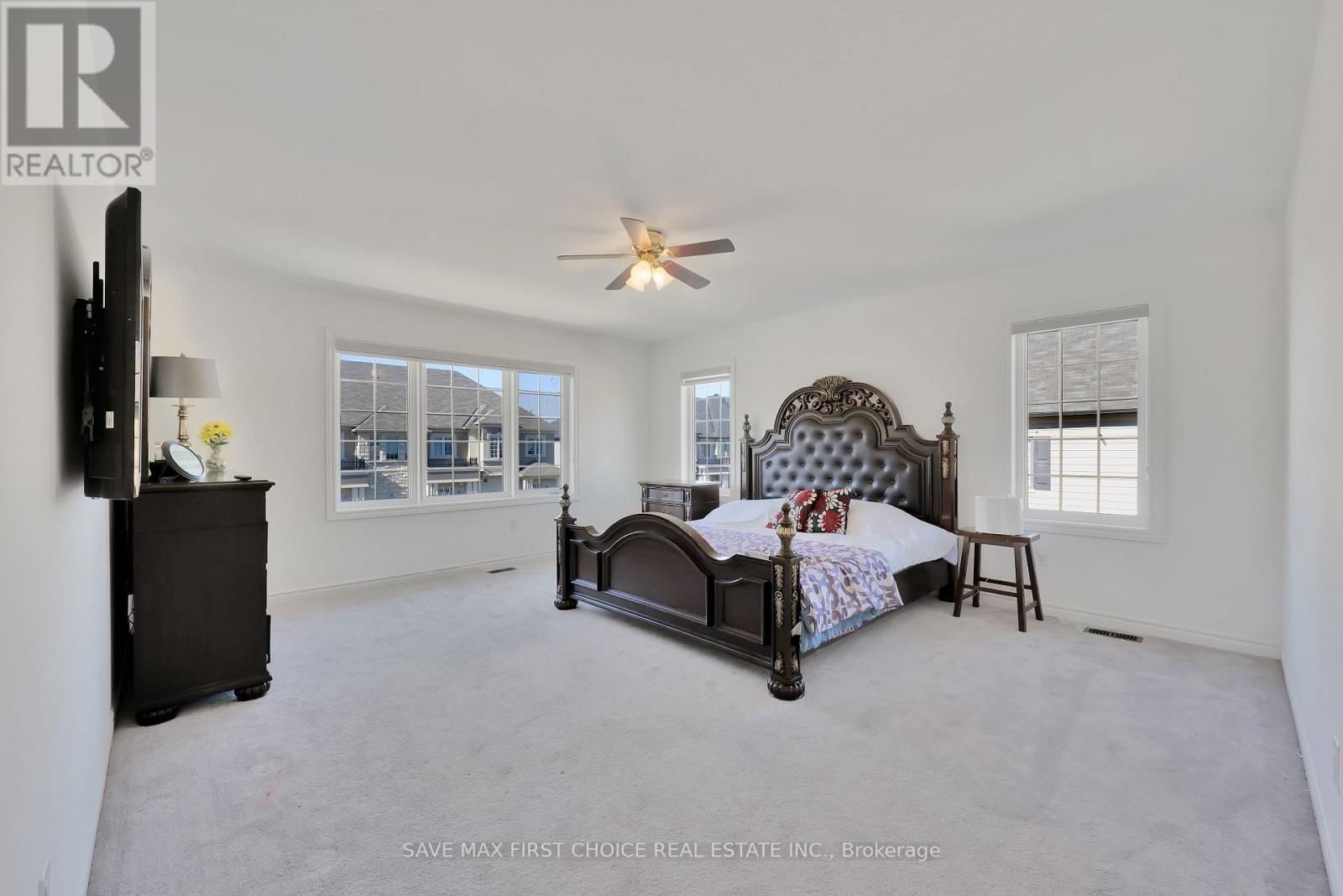 1 ROWLEY STREET Image 33