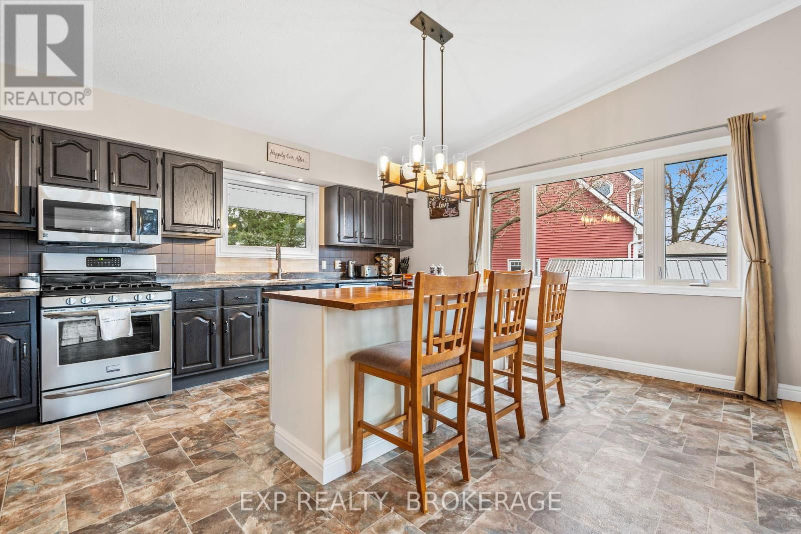 103 WILLOWBANK ROAD EAST Image 11