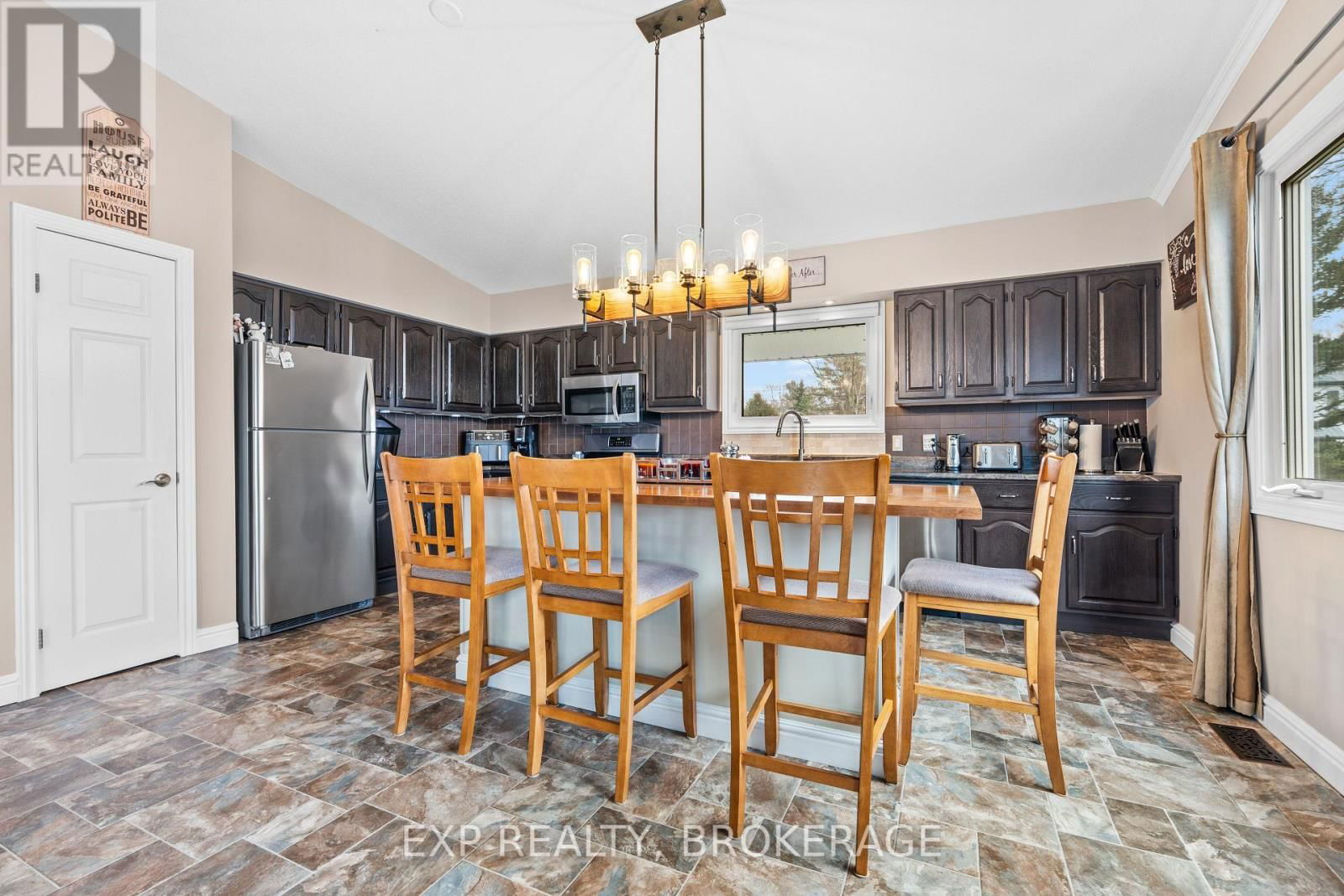103 WILLOWBANK ROAD EAST Image 12