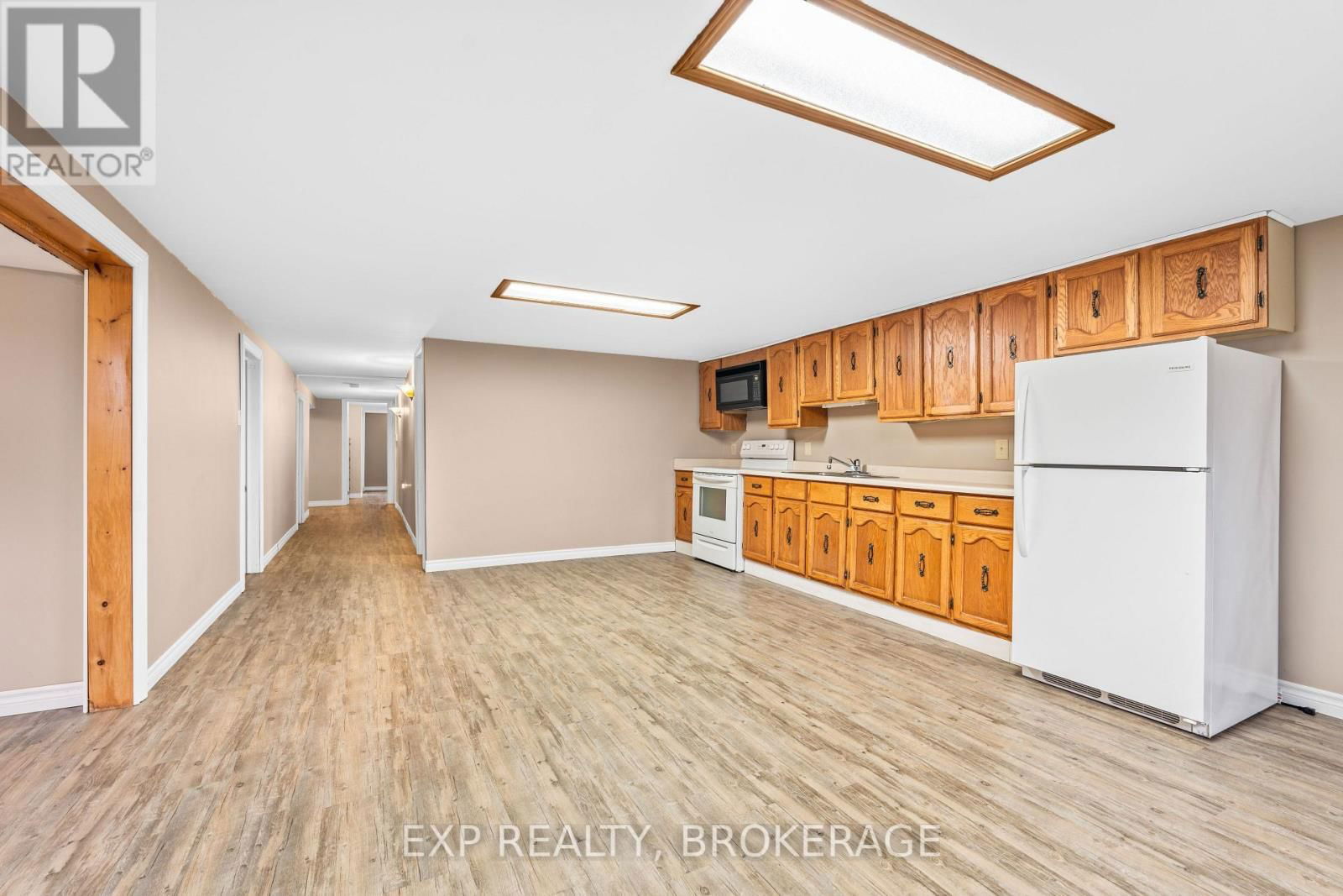 103 WILLOWBANK ROAD EAST Image 34