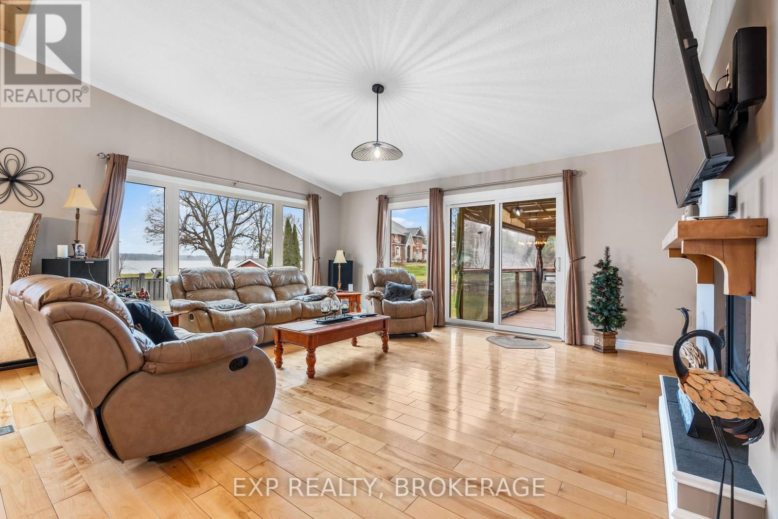 103 WILLOWBANK ROAD EAST Image 7