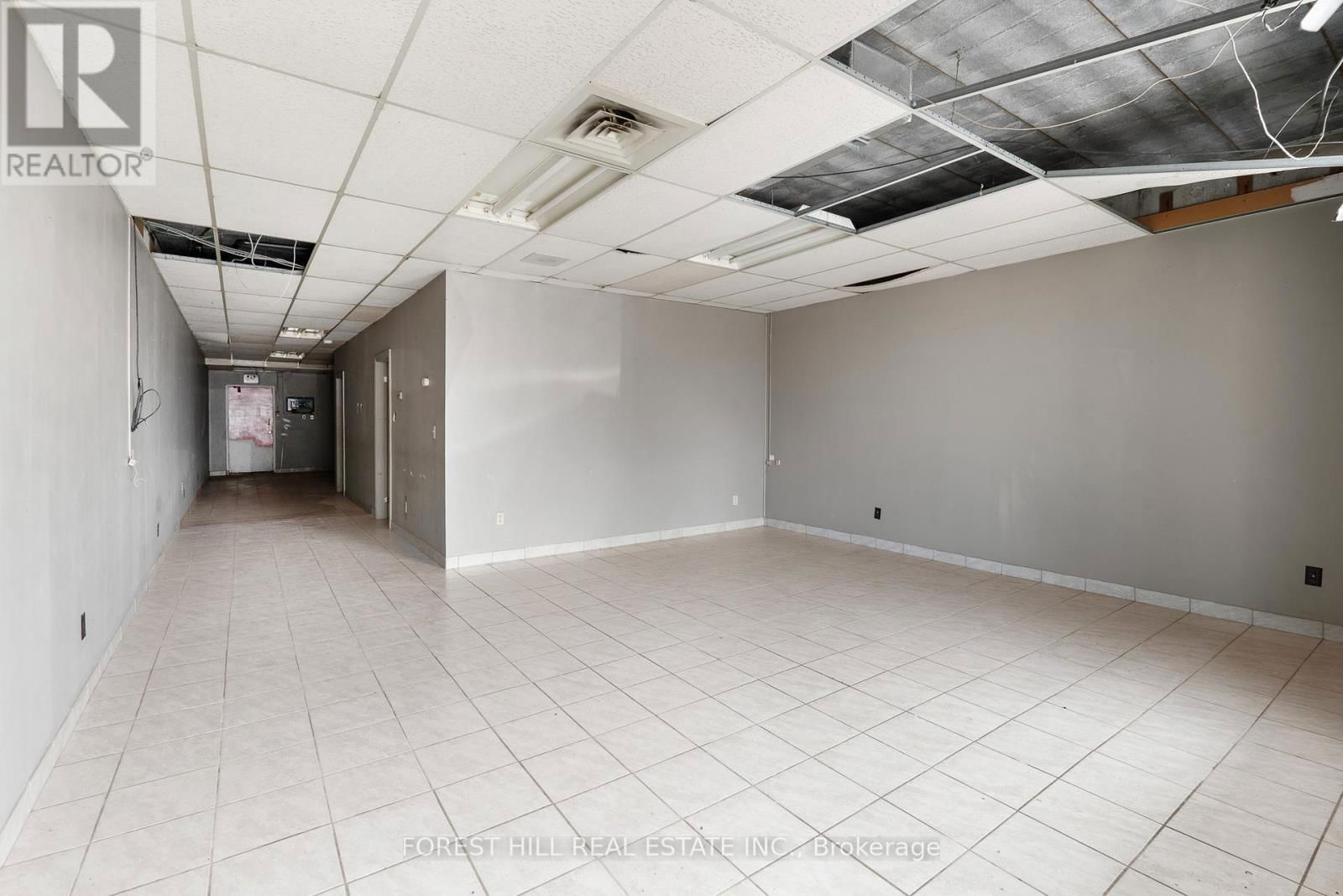 2024 DUFFERIN AVENUE Image 15