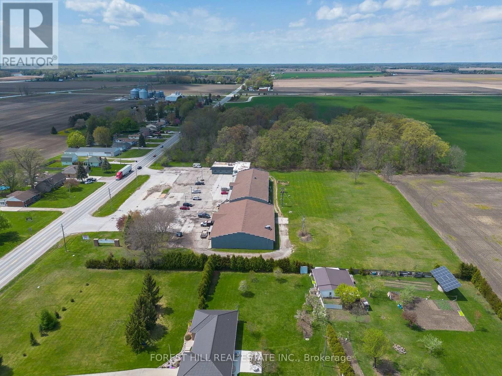2024 DUFFERIN AVENUE Image 3