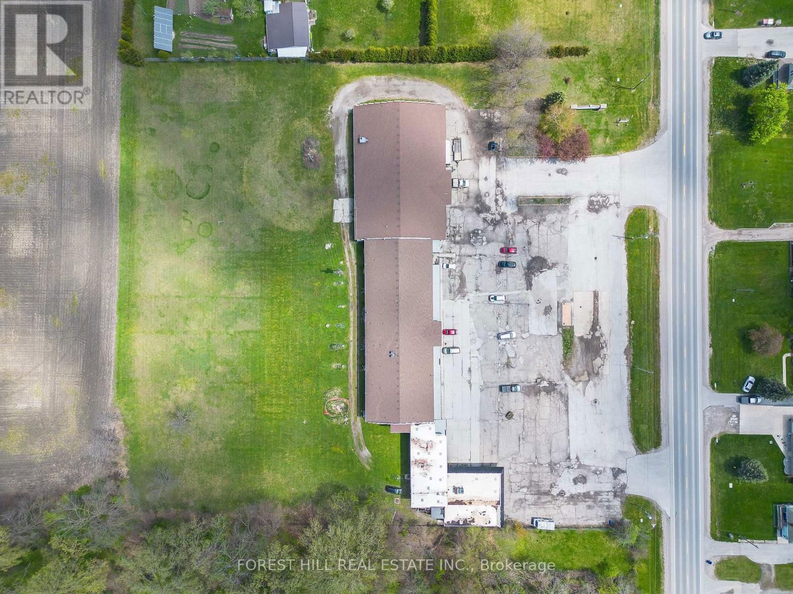 2024 DUFFERIN AVENUE Image 8