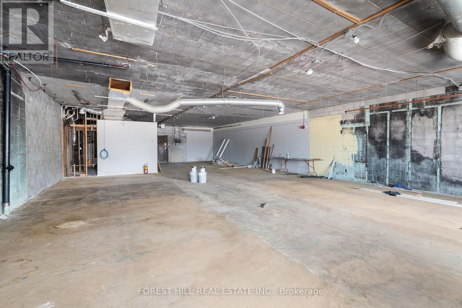 2024 DUFFERIN AVENUE Image 19
