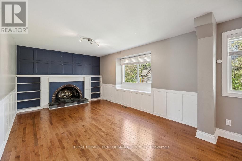 2045 DEERHURST COURT Image 19