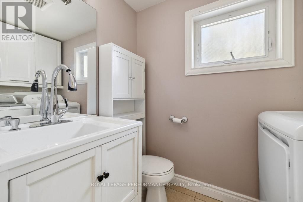 2045 DEERHURST COURT Image 22