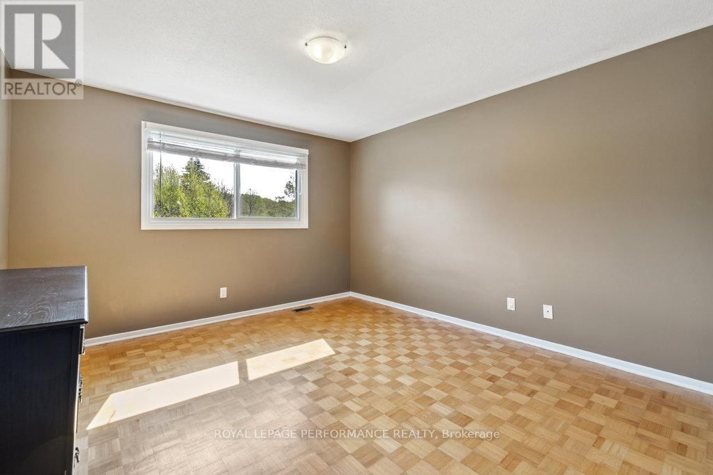 2045 DEERHURST COURT Image 39