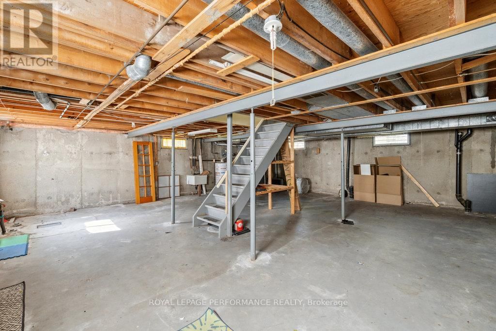 2045 DEERHURST COURT Image 43