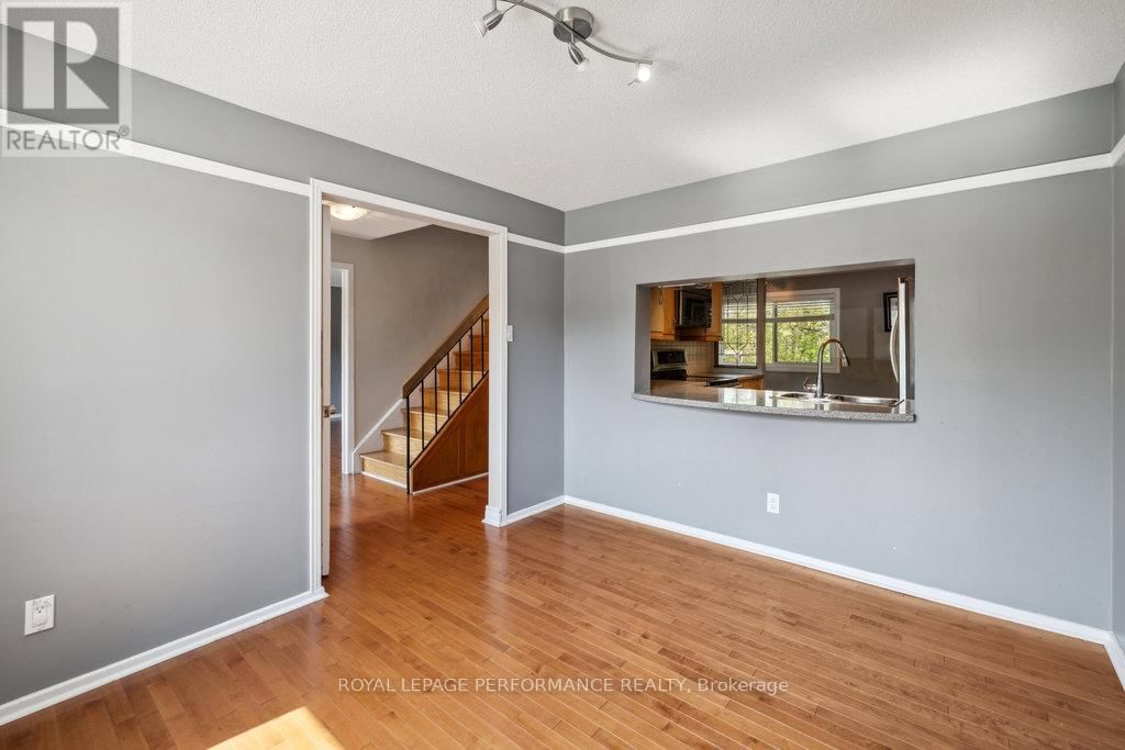 2045 DEERHURST COURT Image 6