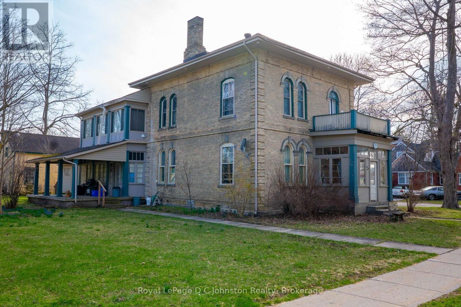 490 MILL STREET Image 10