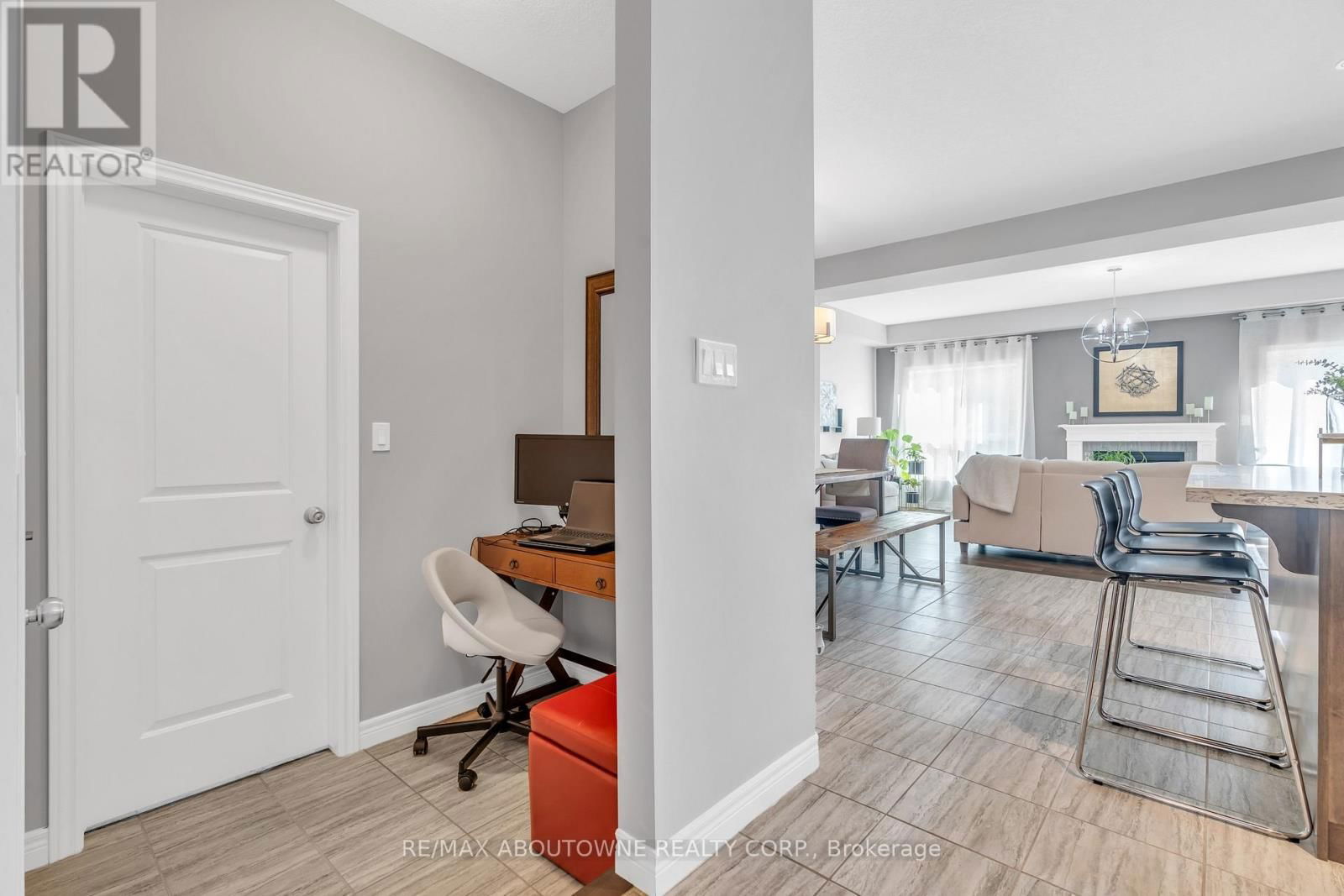 175 DALLAN DRIVE Image 16