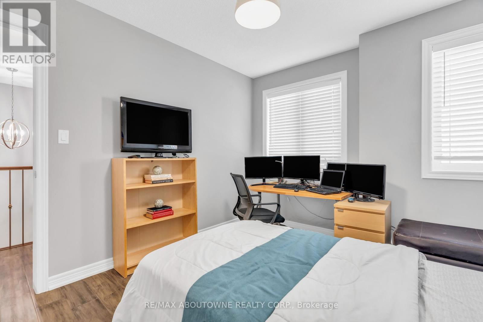175 DALLAN DRIVE Image 21