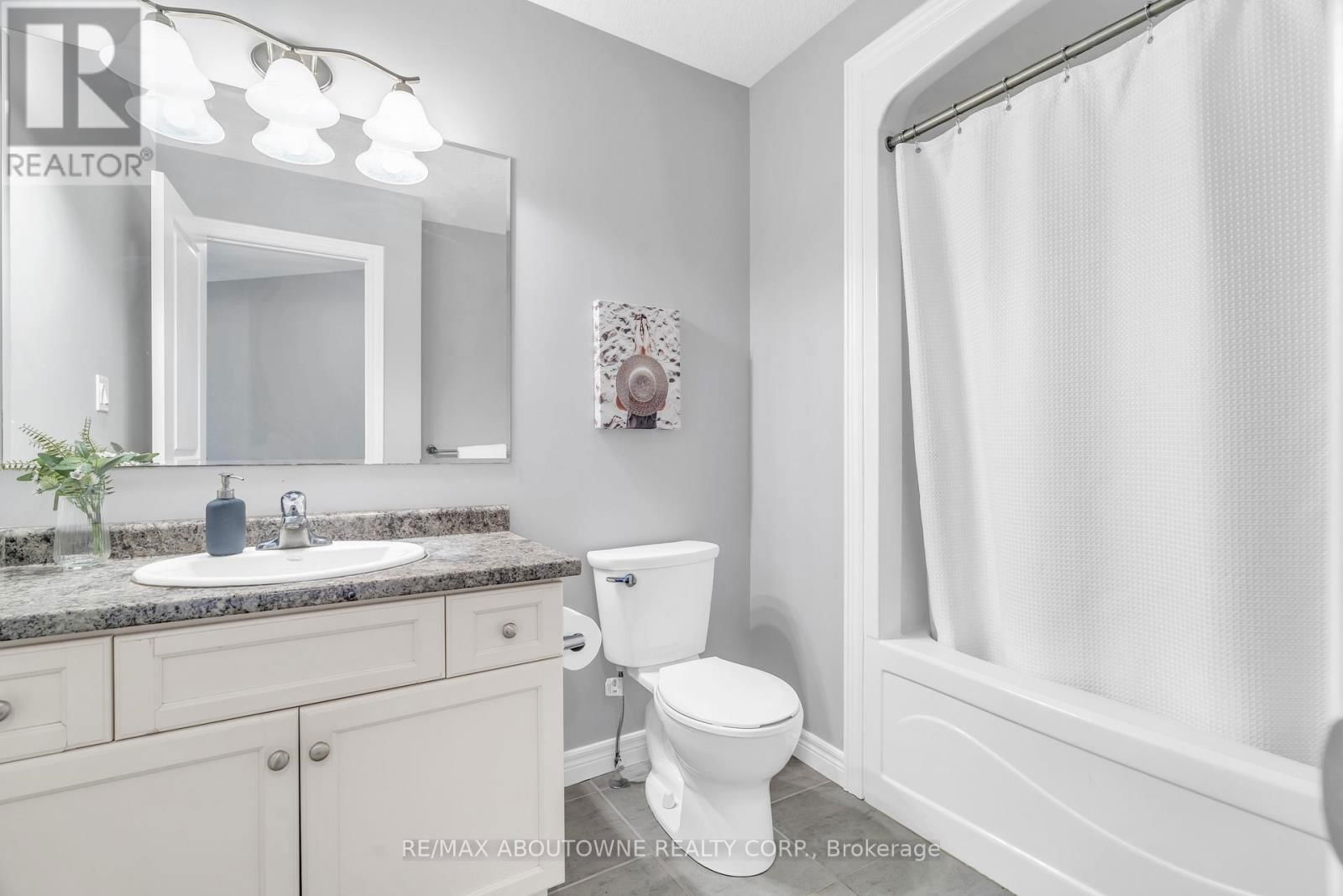 175 DALLAN DRIVE Image 22