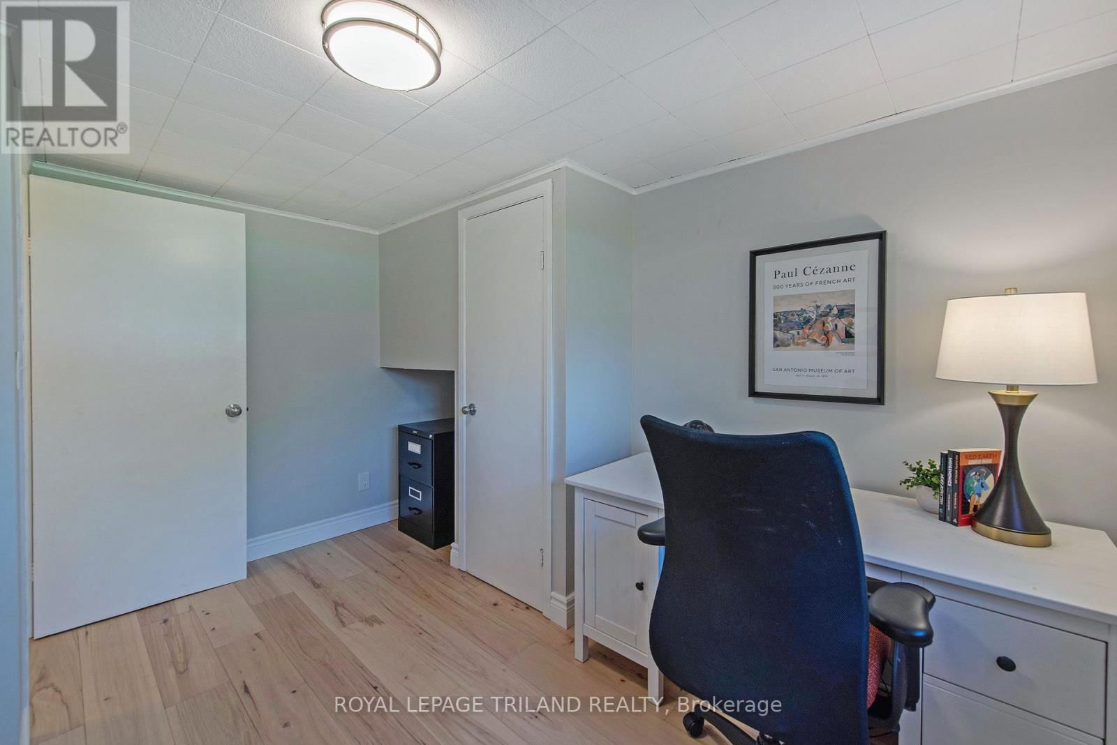 673 ALGOMA AVENUE Image 25