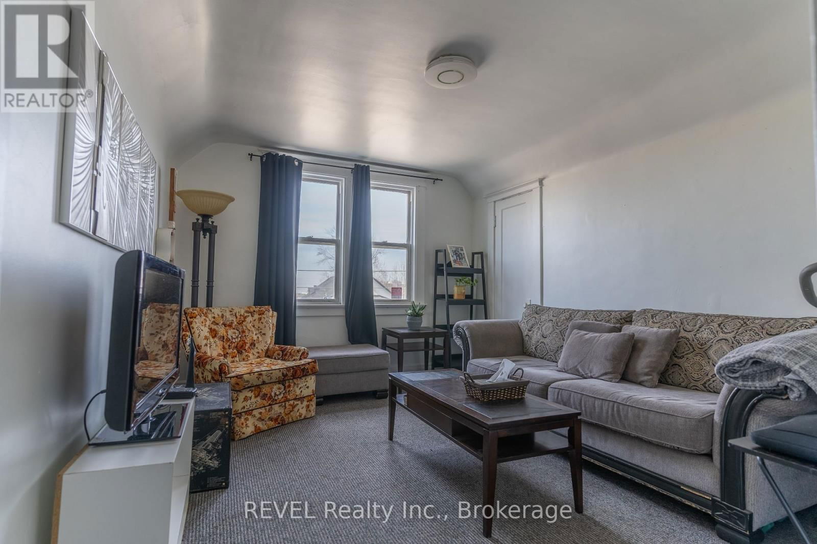 5685 TEMPERANCE AVENUE Image 12