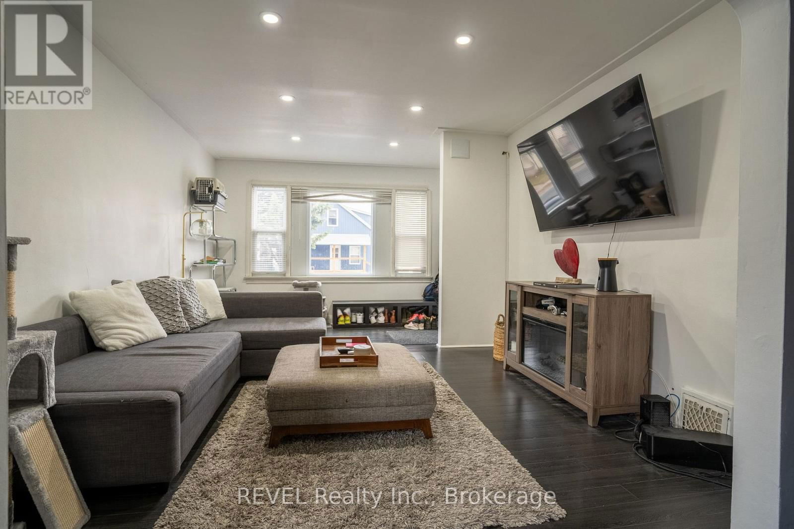 5685 TEMPERANCE AVENUE Image 5
