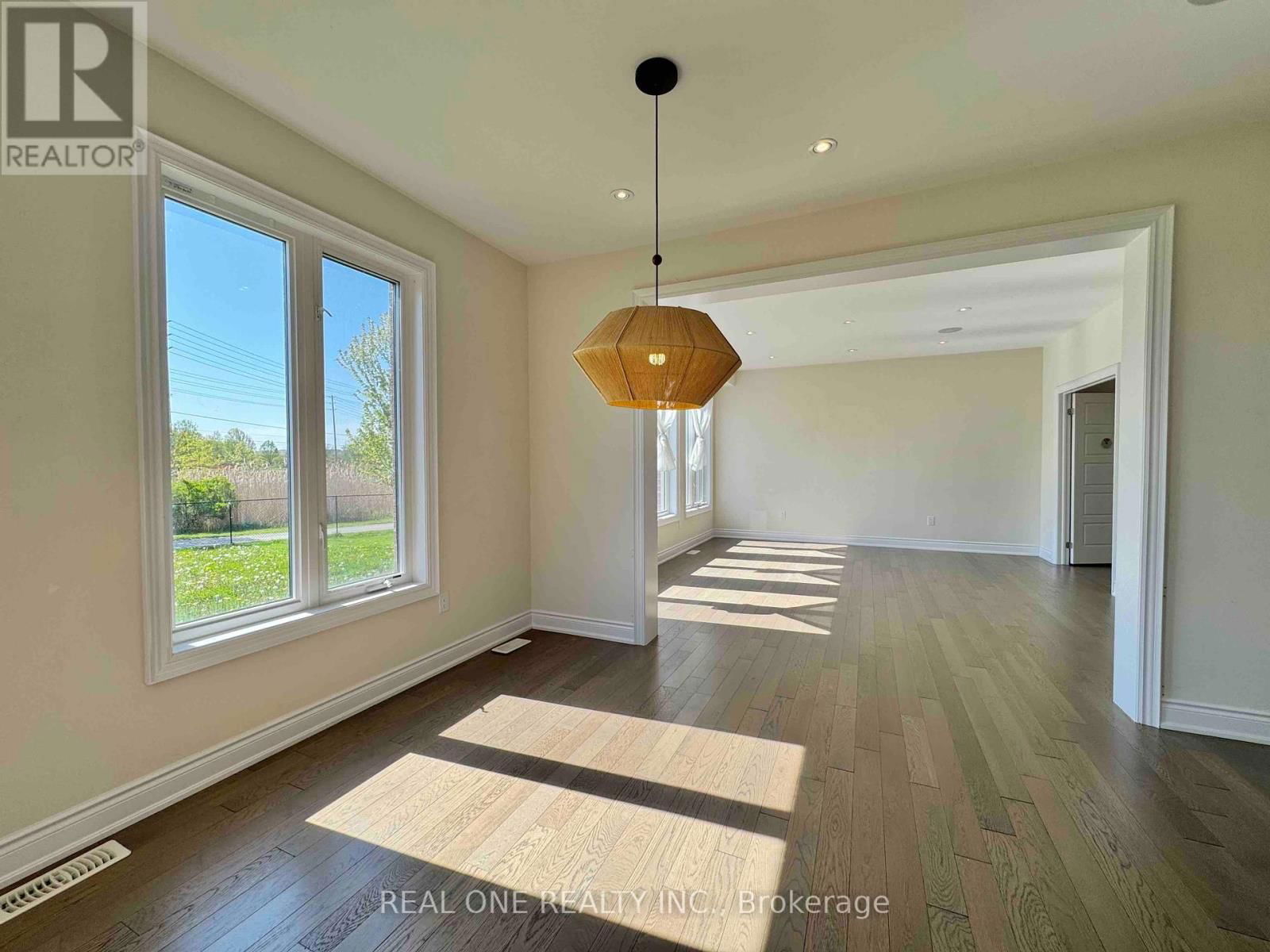 7570 GOLDENROD TRAIL Image 17