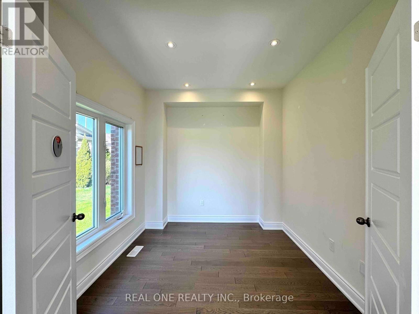 7570 GOLDENROD TRAIL Image 22