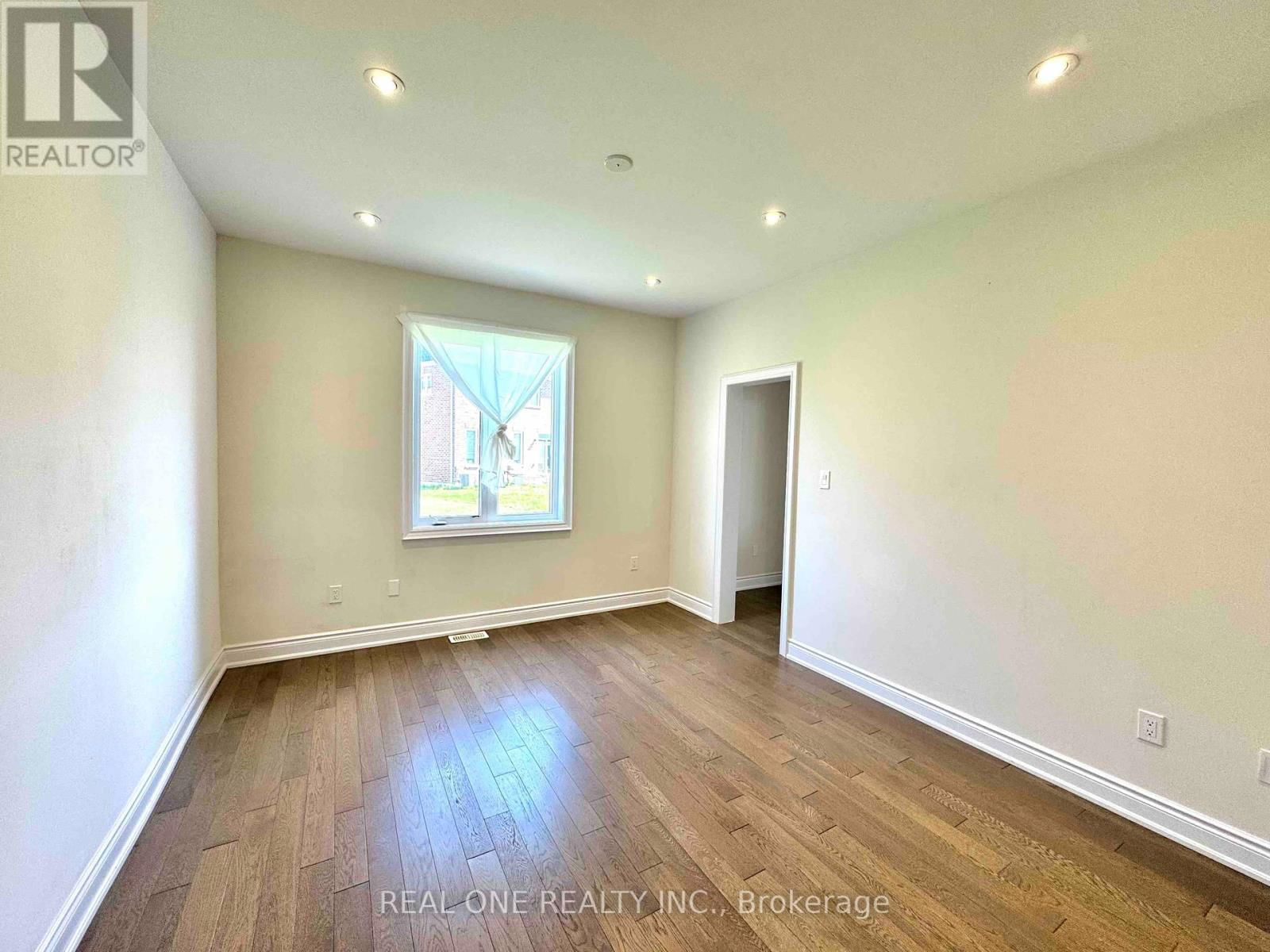 7570 GOLDENROD TRAIL Image 7