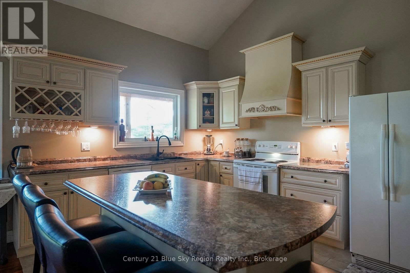 2687 HIGHWAY 11 NORTH Image 8