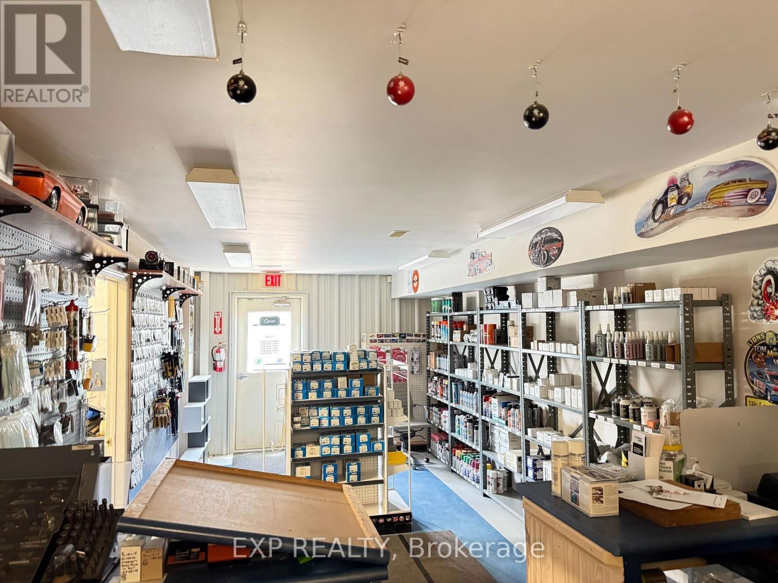 209 MAIN STREET Image 6