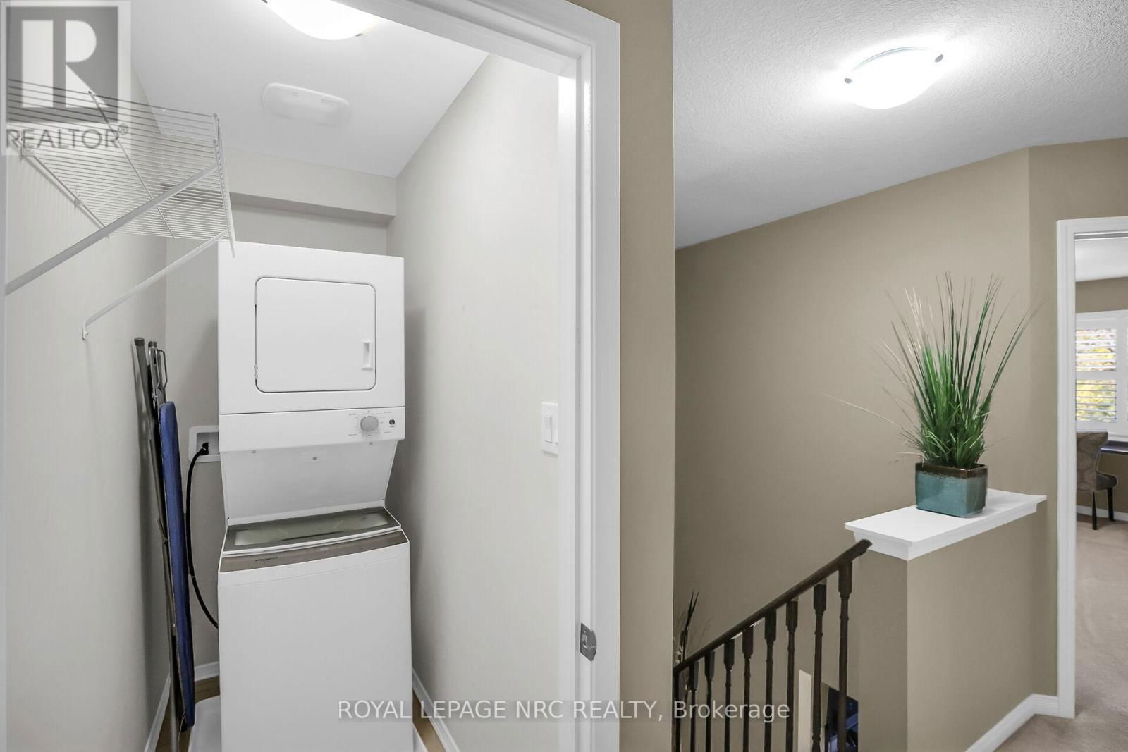8681 DOGWOOD CRESCENT Image 24