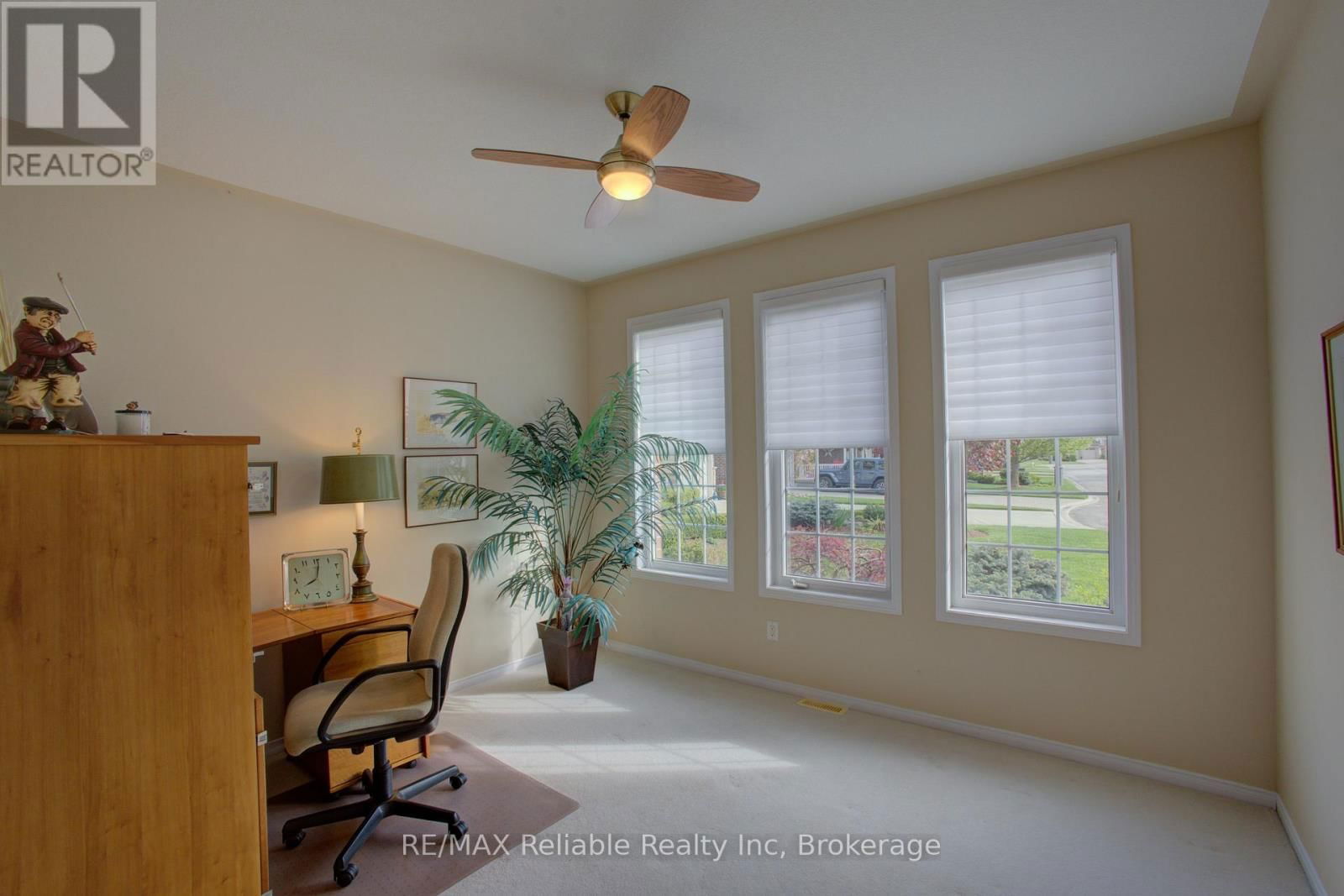 16 STORNOWAY CRESCENT Image 21