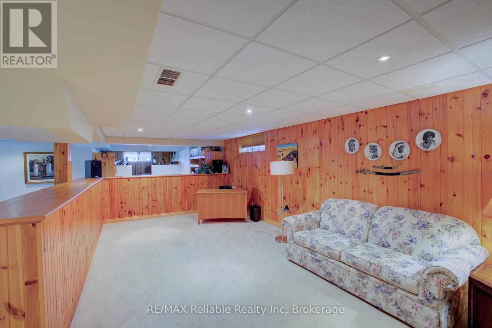 16 STORNOWAY CRESCENT Image 27