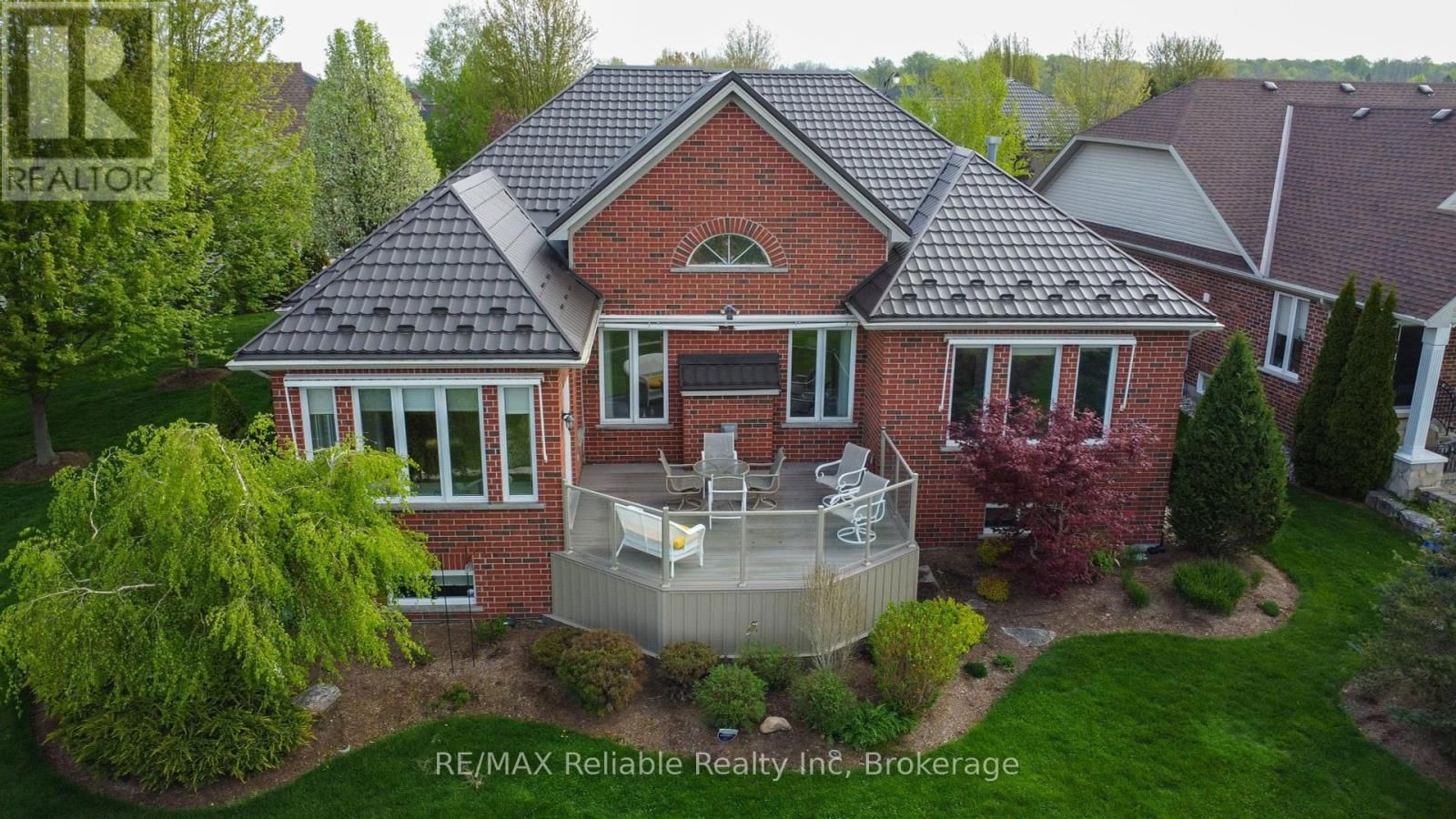 16 STORNOWAY CRESCENT Image 34