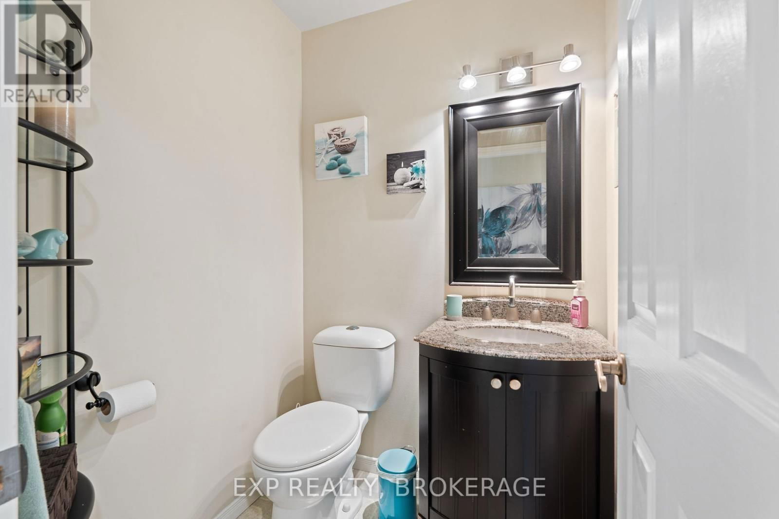 435 FIELDSTONE DRIVE Image 14