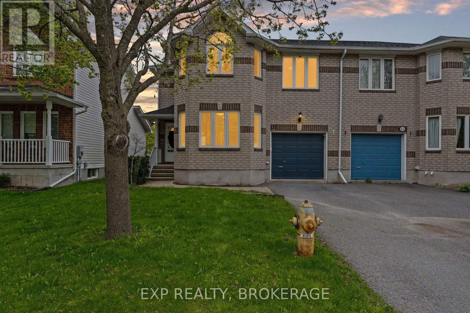 435 FIELDSTONE DRIVE Image 2
