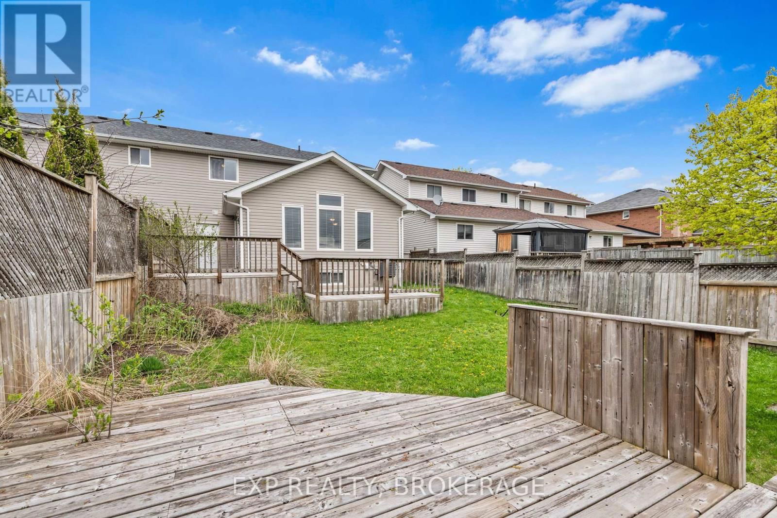 435 FIELDSTONE DRIVE Image 39