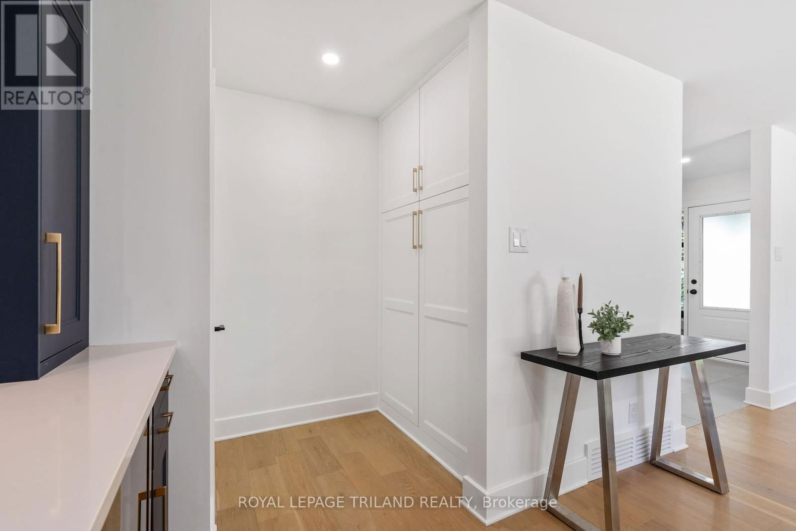 791 HAIGHTON ROAD Image 21