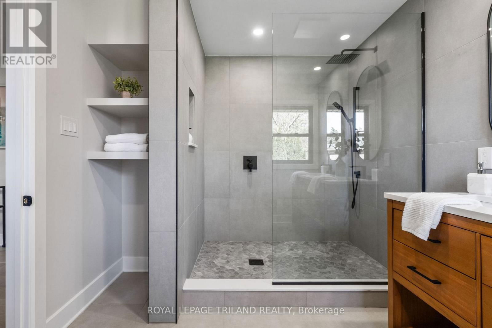 791 HAIGHTON ROAD Image 25