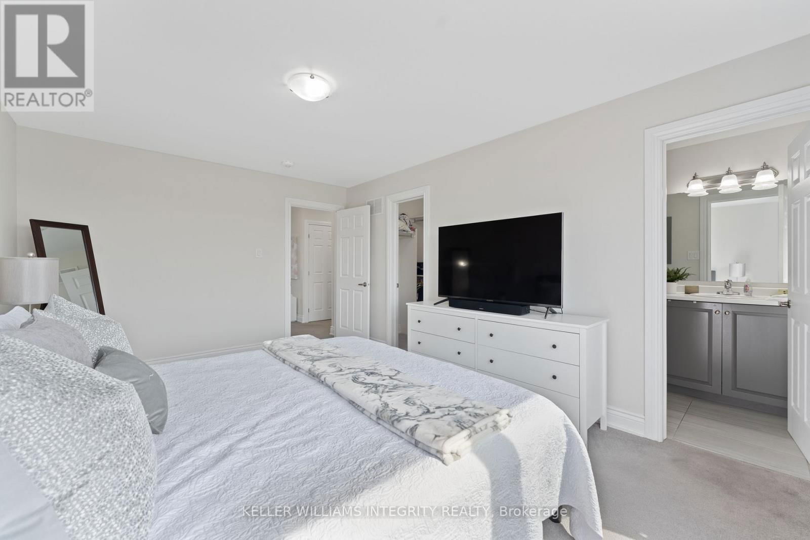 296 BERT HALL STREET Image 18