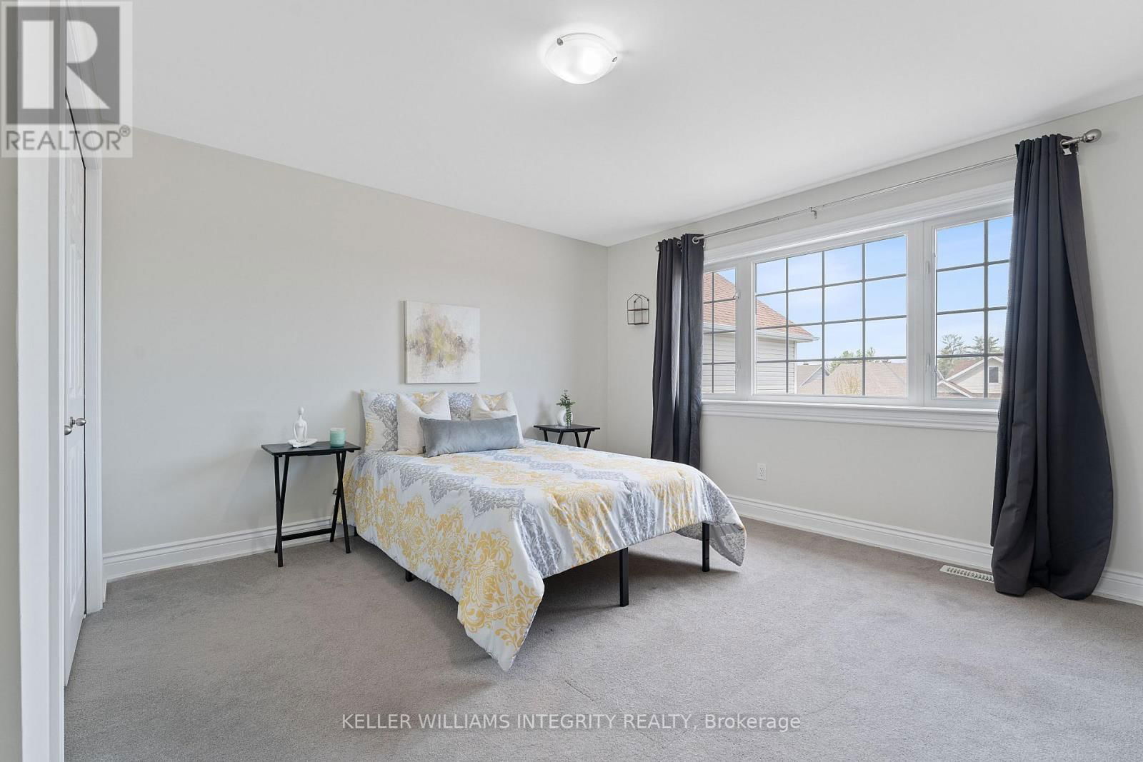 296 BERT HALL STREET Image 21