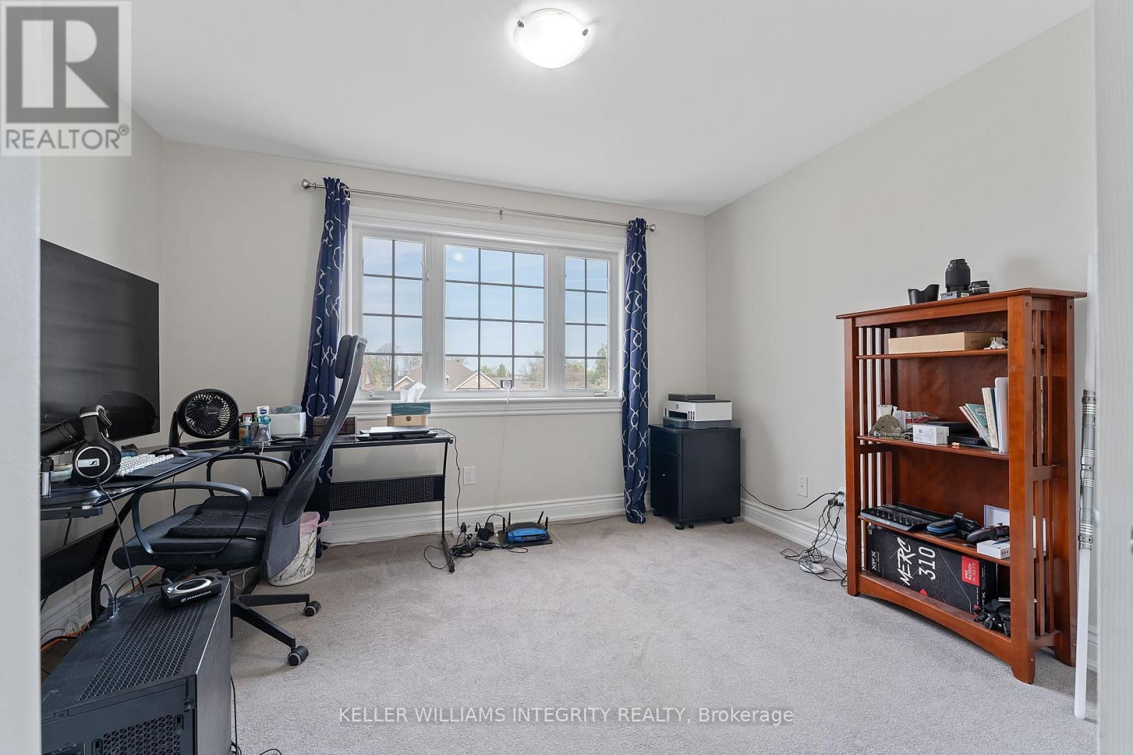 296 BERT HALL STREET Image 23