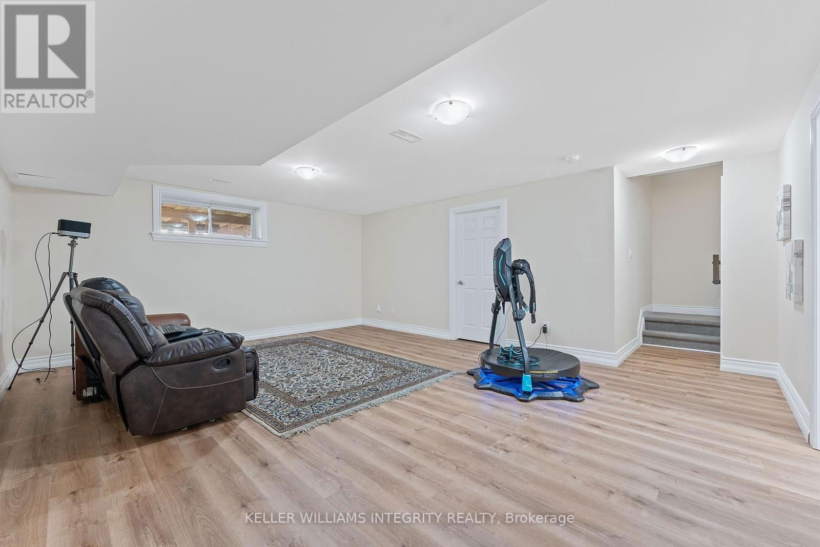 296 BERT HALL STREET Image 29